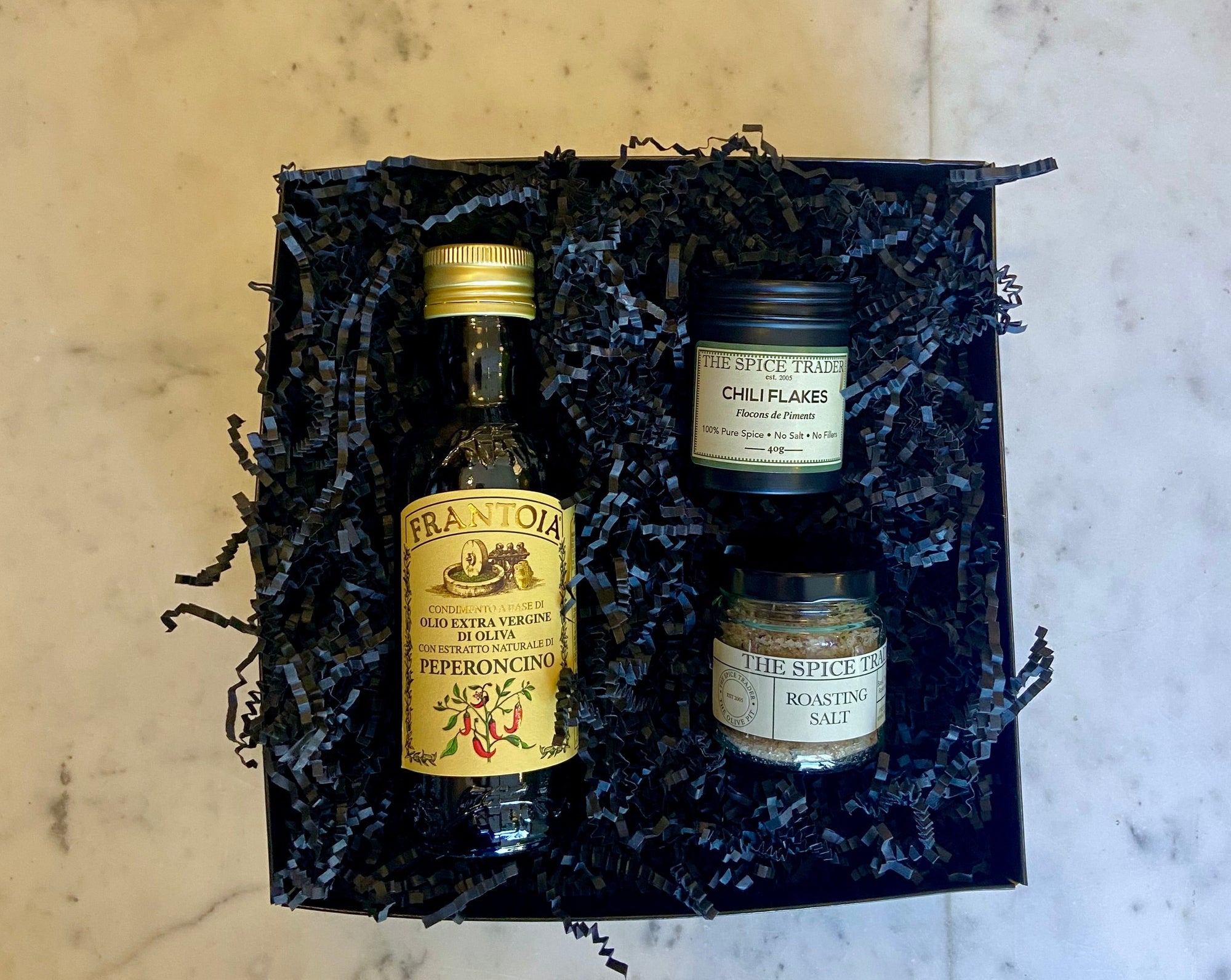gift box with chili flake and oil
