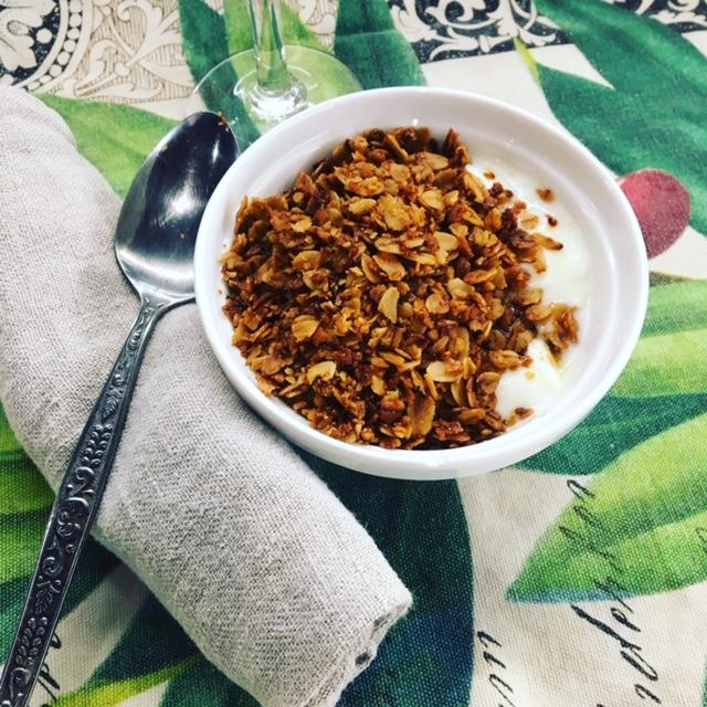 Homemade Granola with Apricots and Walnuts