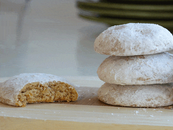 Pfeffernüsse - German Spiced Cookie